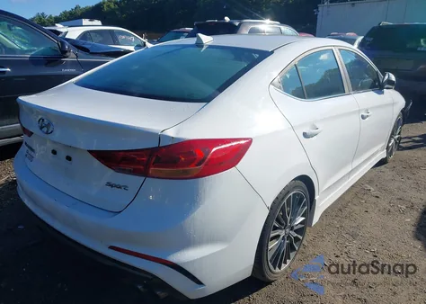 2017 Hyundai Elantra Sport z USA, uszkodzony, nr VIN KMHD04LB3HU355962